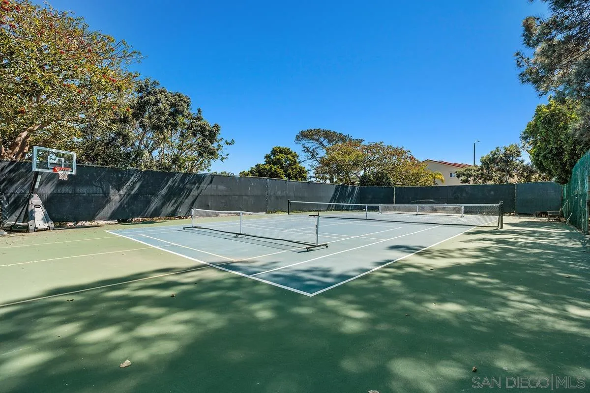 205 S Helix Ave #65 Unit 65