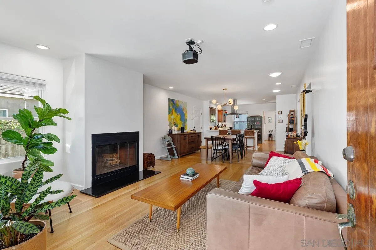 4128 Oregon St