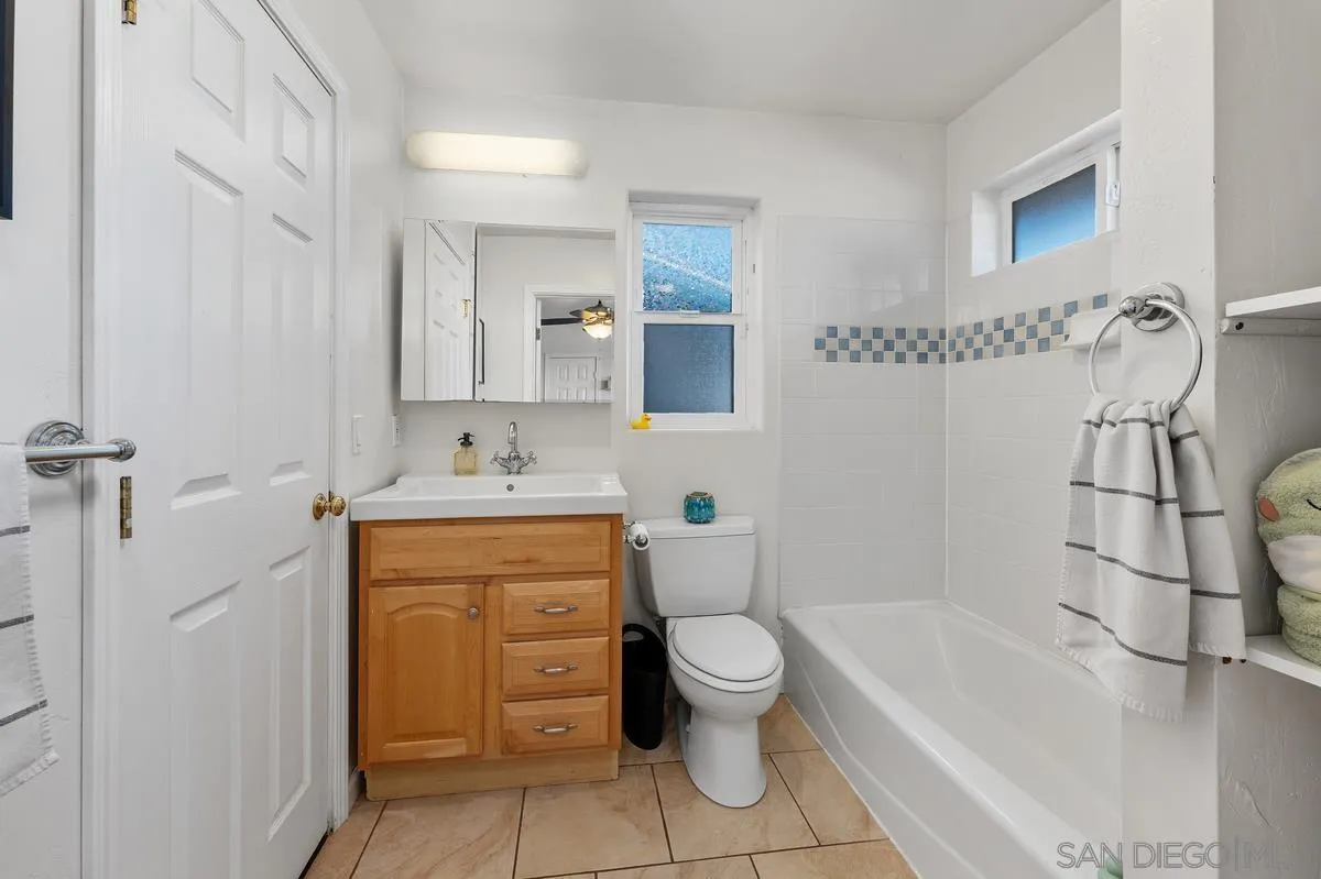 4128 Oregon St