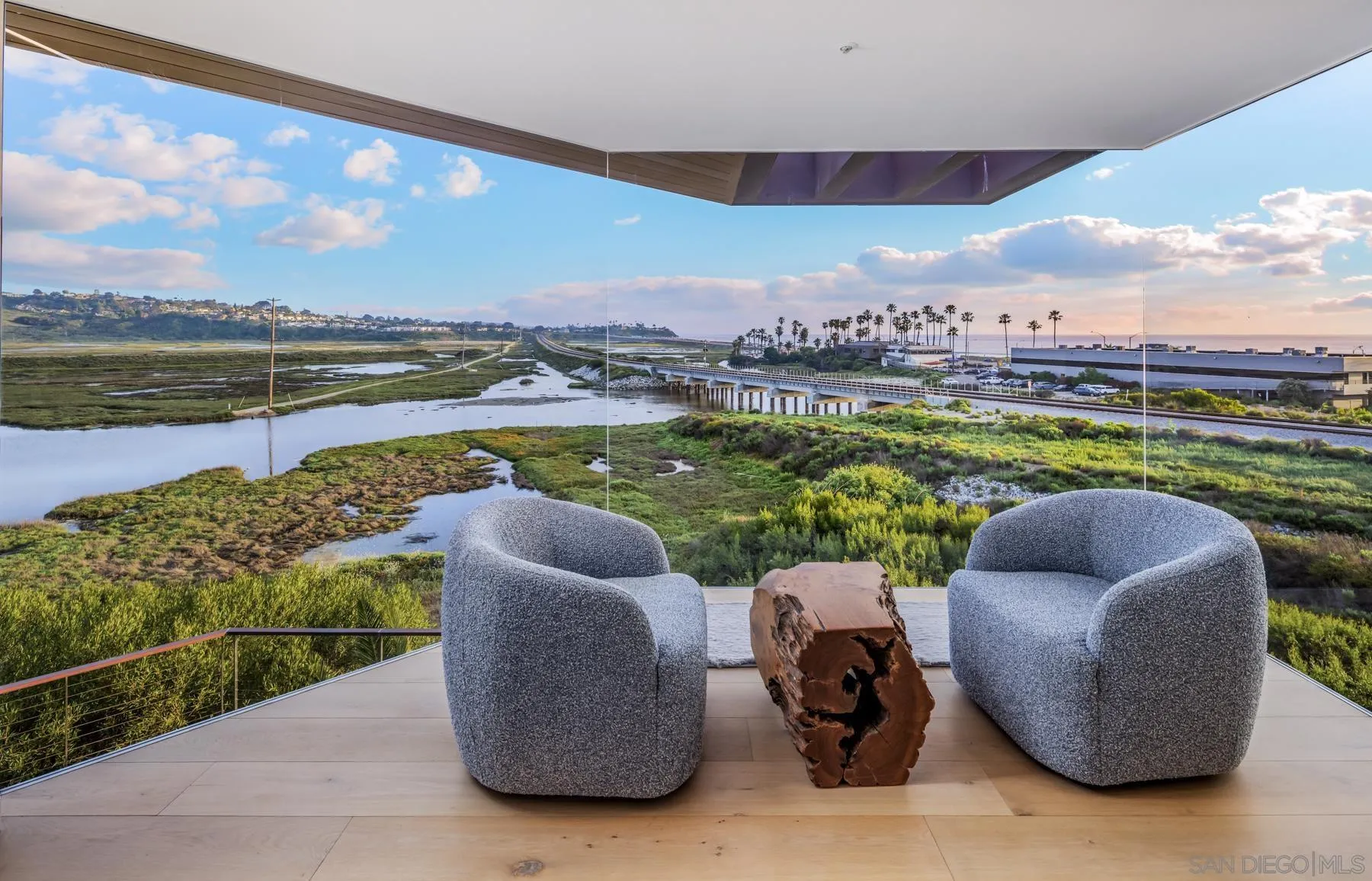 2516 San Elijo Ave