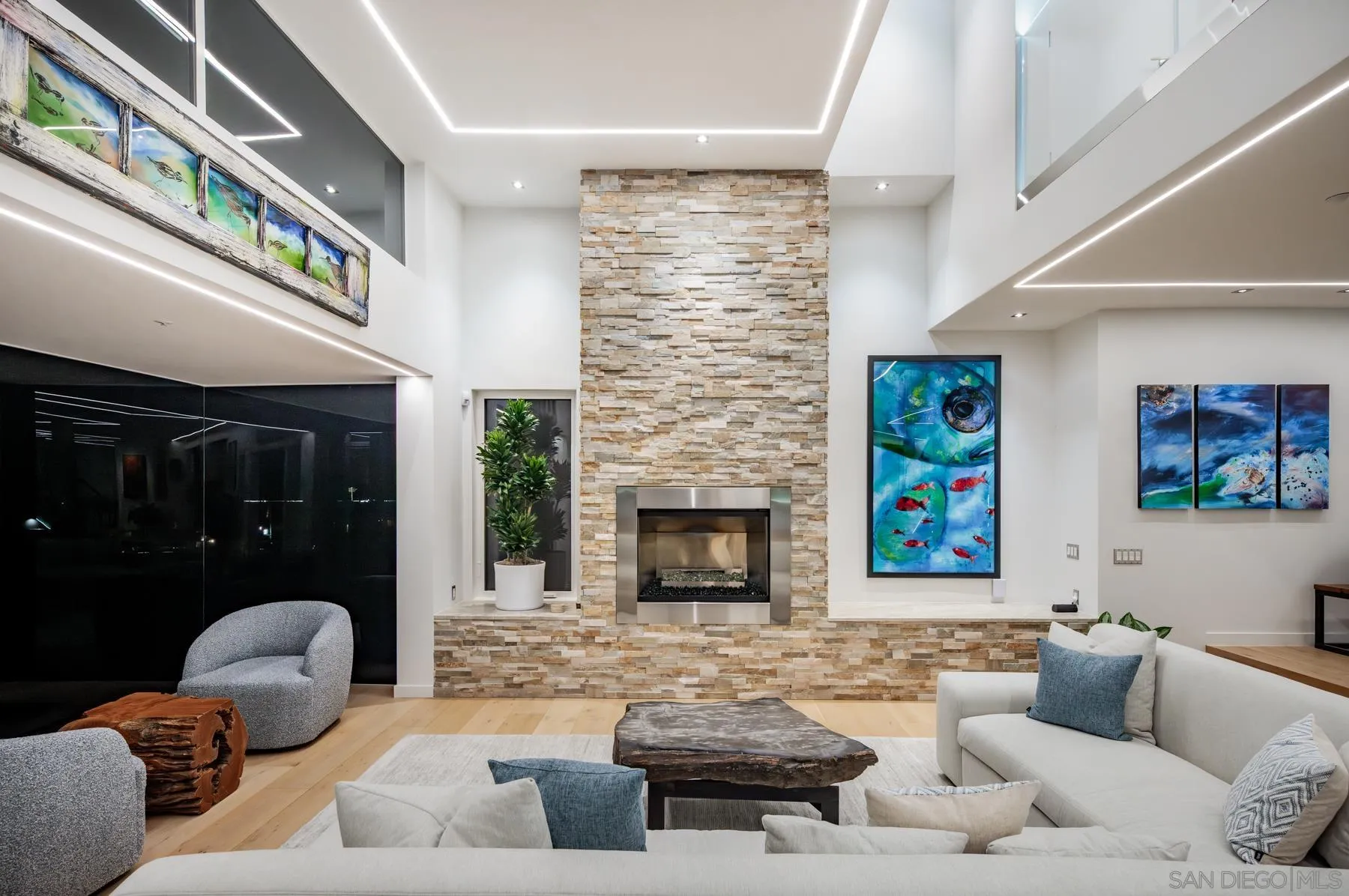 2516 San Elijo Ave
