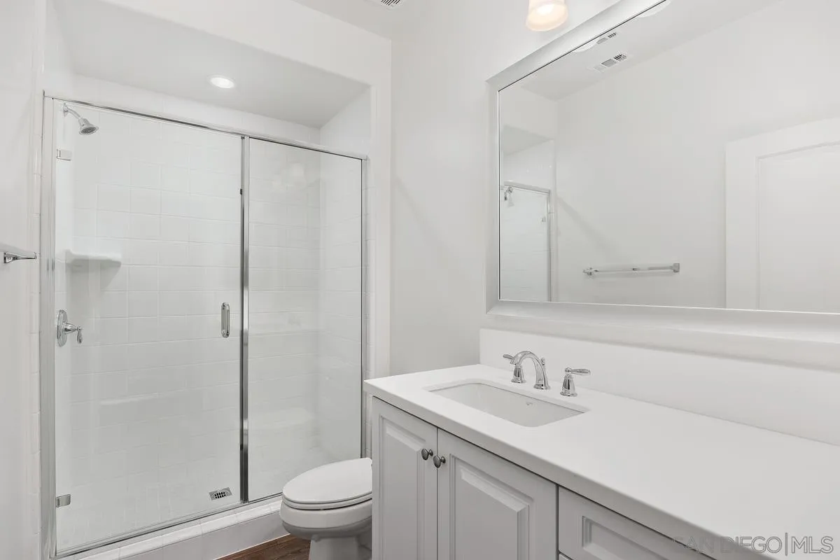 8169 Auberge Cir