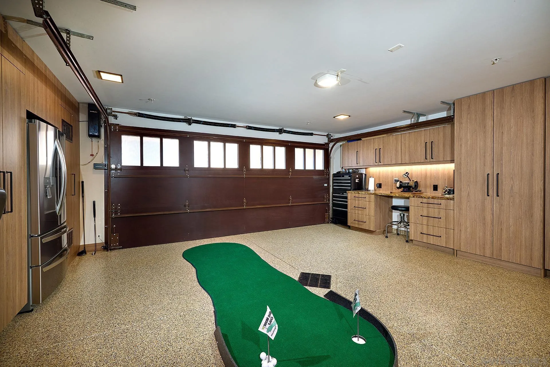 187 Cherry Ave