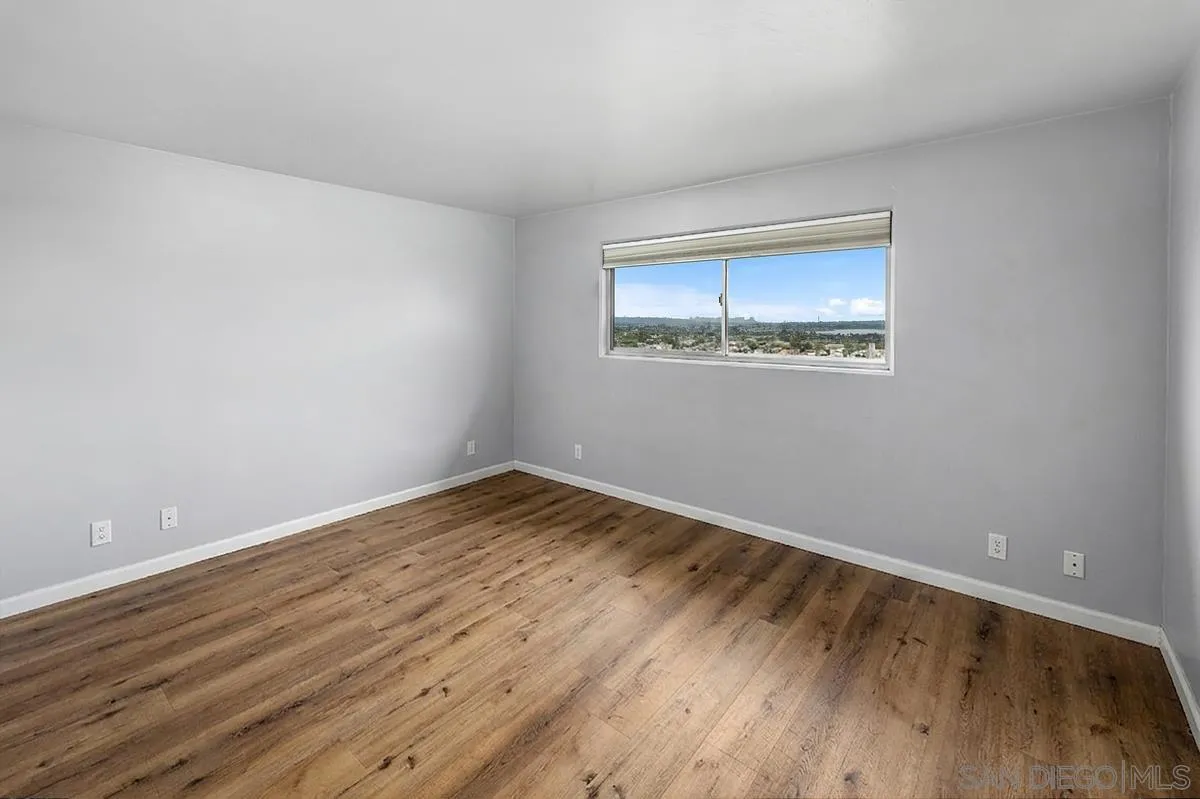 4944 Cass St Unit 1102