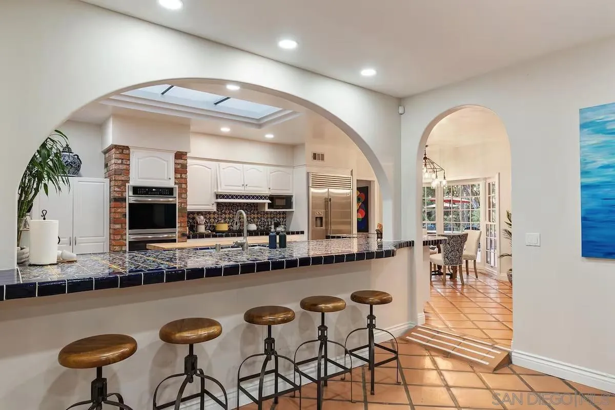 1005 Solymar Drive