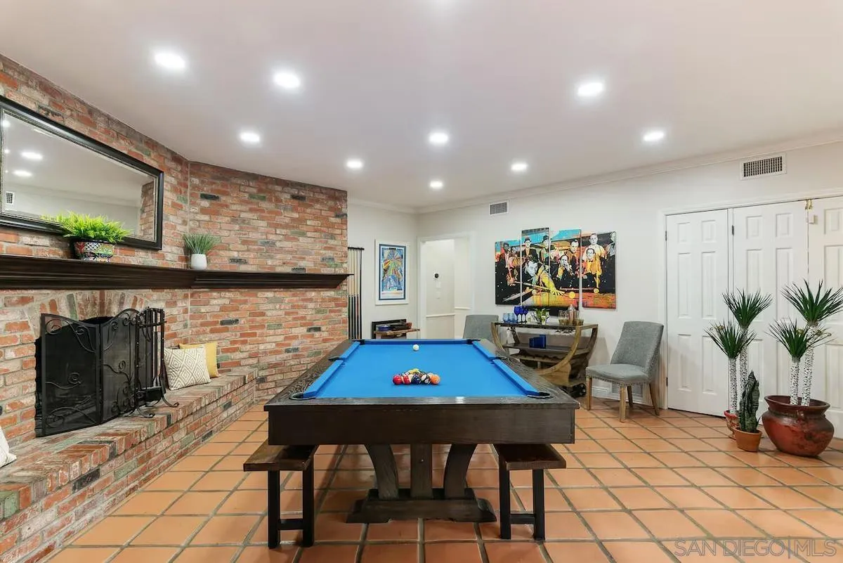 1005 Solymar Drive