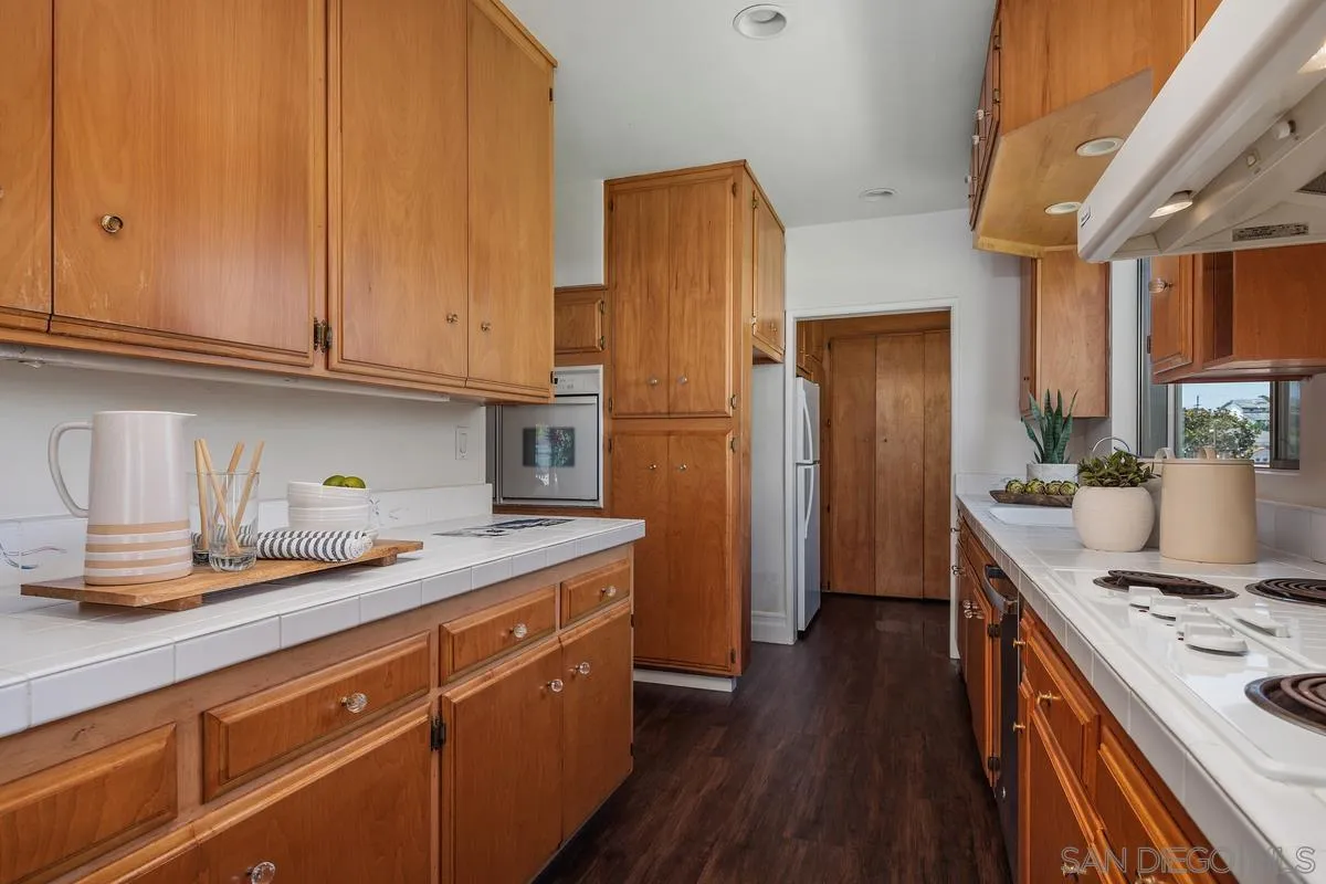304 La Veta Ave