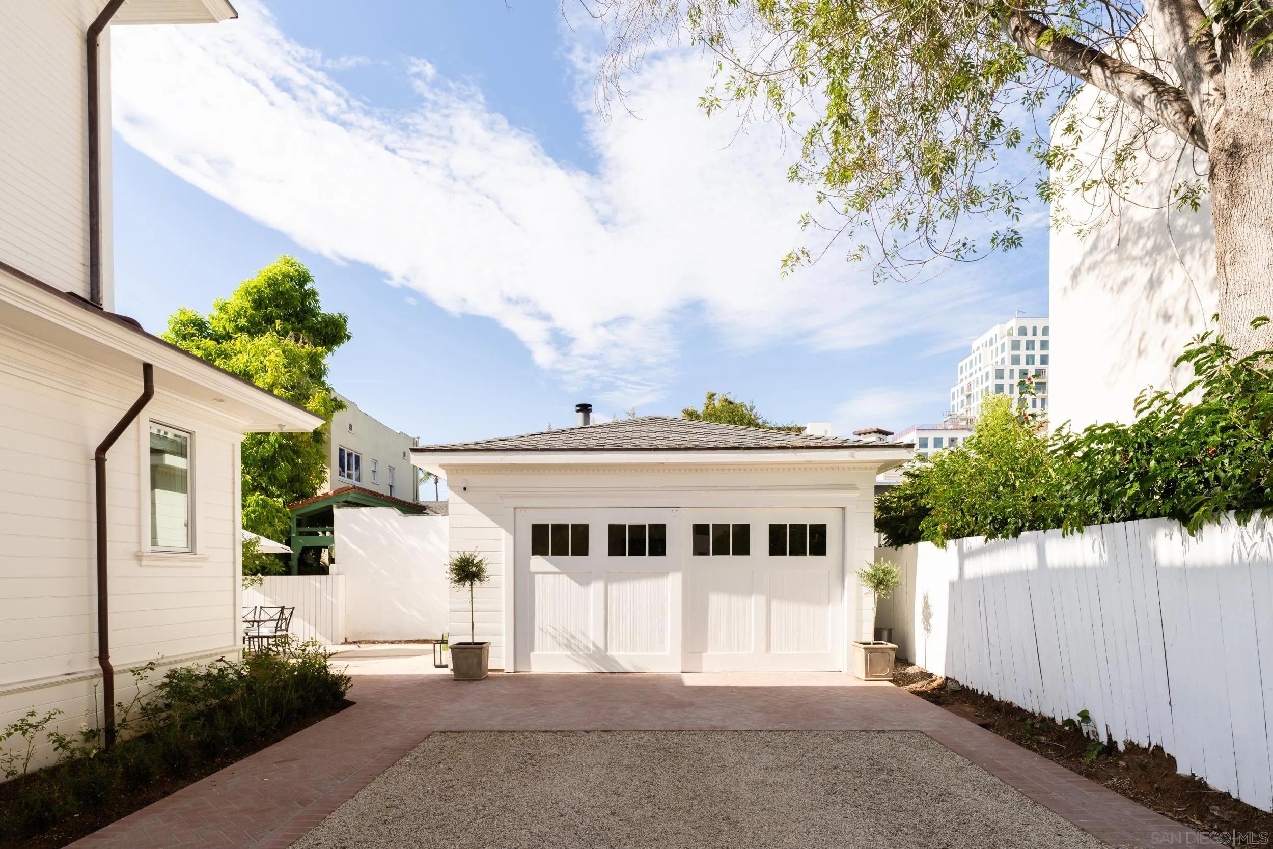 212 Quince St