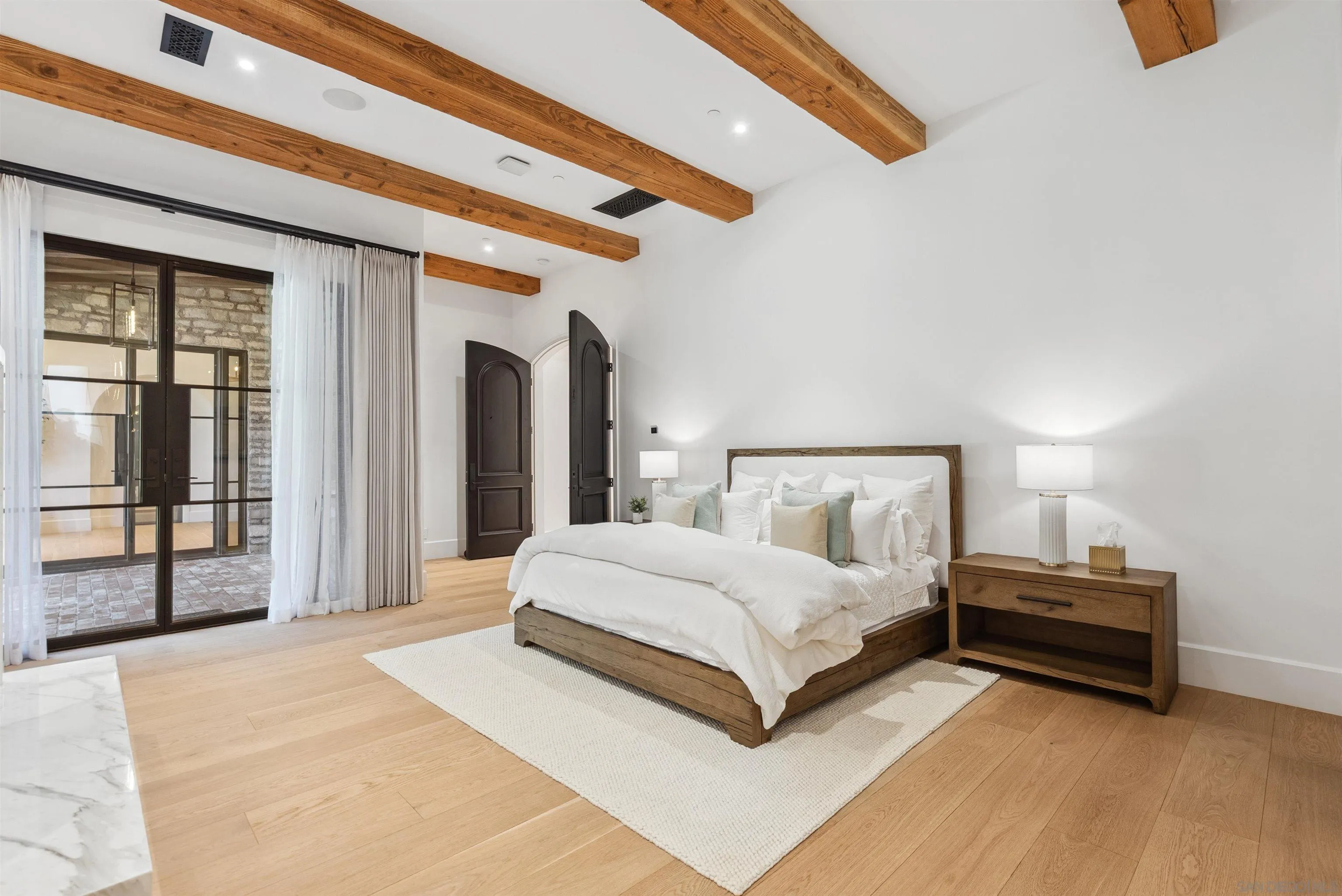 15931 Via De Santa Fe
