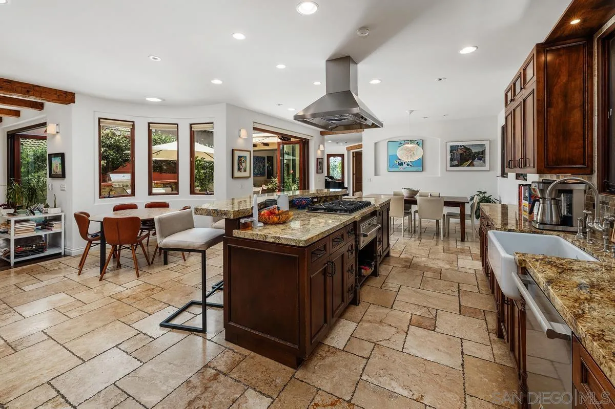 2171 Del Mar Heights Rd