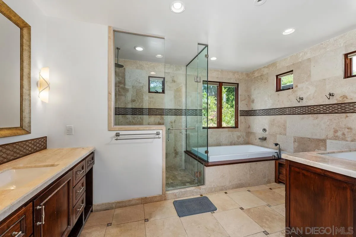 2171 Del Mar Heights Rd