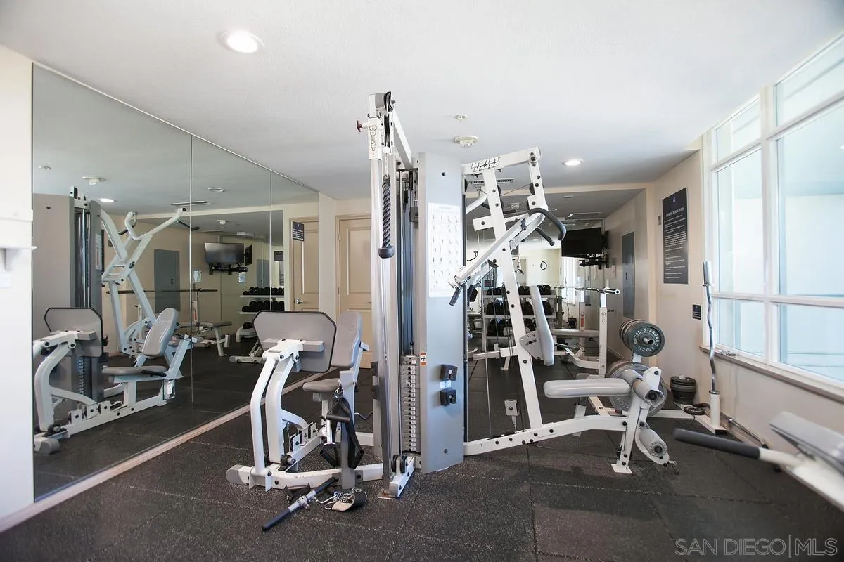 850 Beech St Unit 203