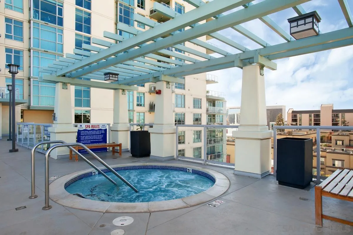 850 Beech St Unit 203