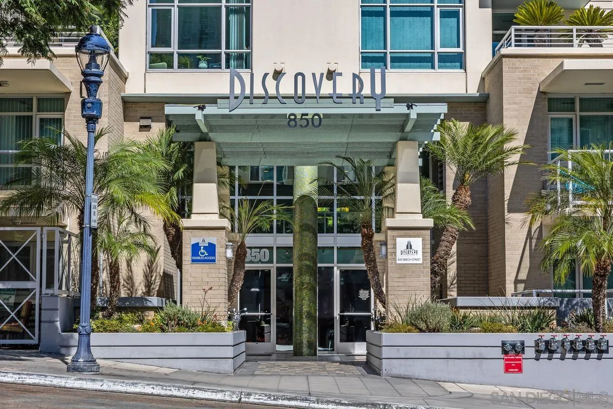 850 Beech St Unit 203