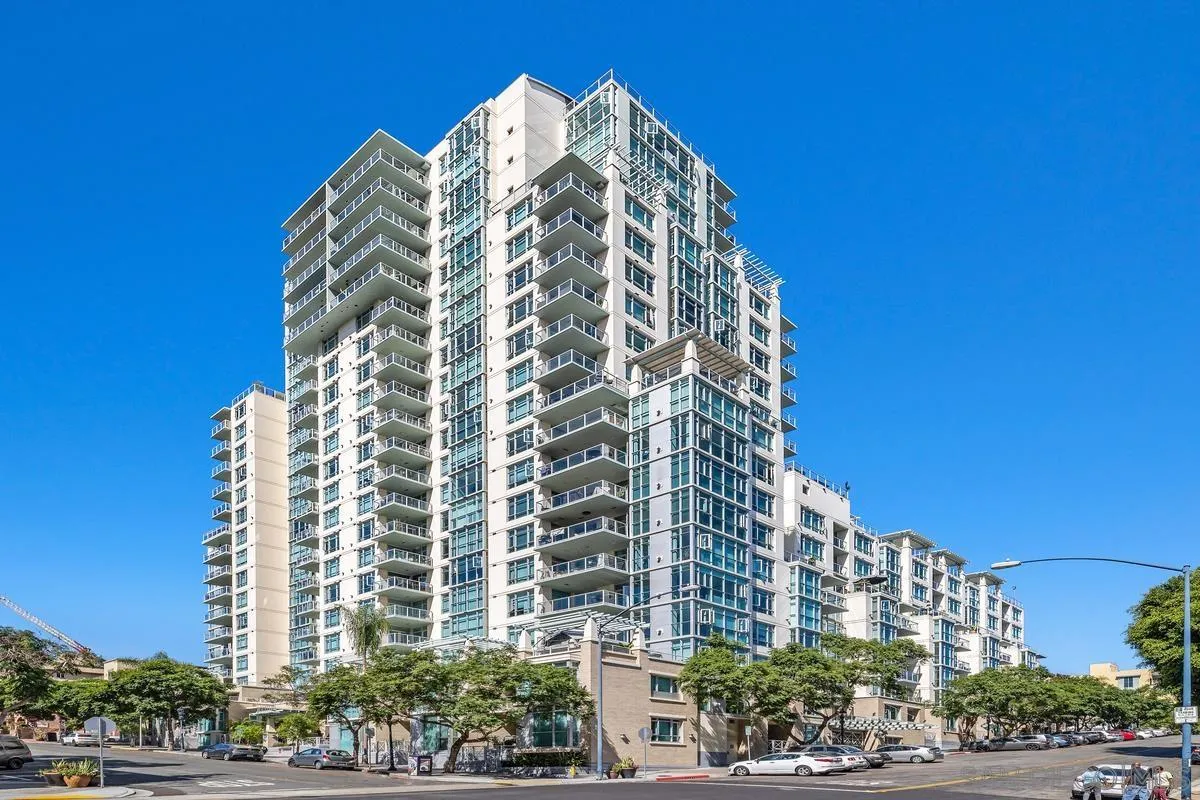 850 Beech St Unit 203
