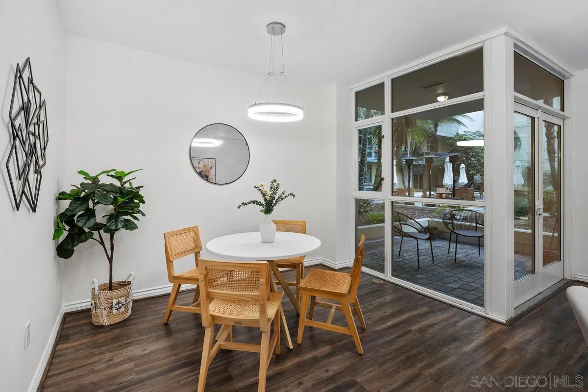 850 Beech St Unit 203