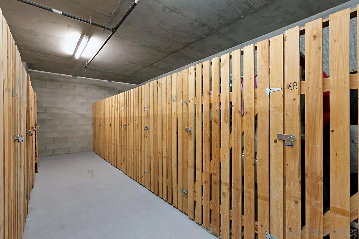 850 Beech St Unit 203