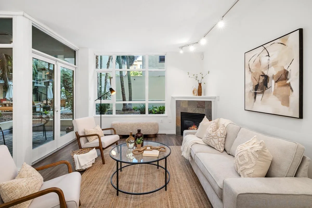 850 Beech St Unit 203