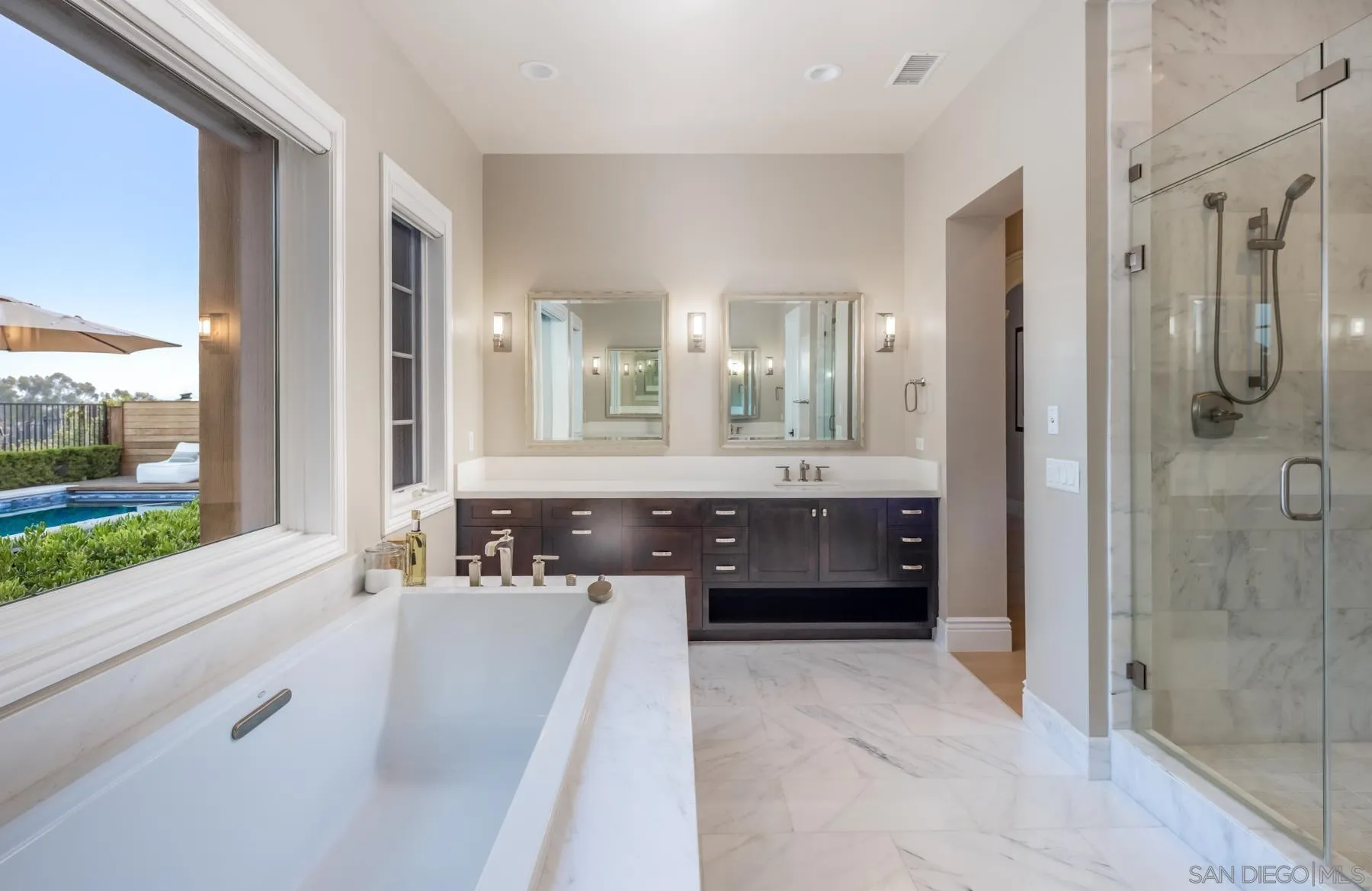 10871 Cadence Isle Ct