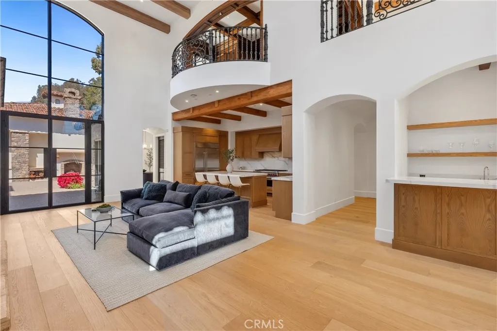 15931 Via De Santa Fe