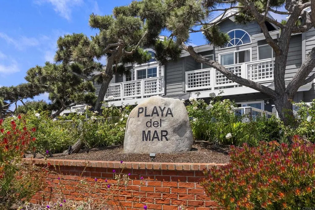 2921 Sandy Pointe Unit 3