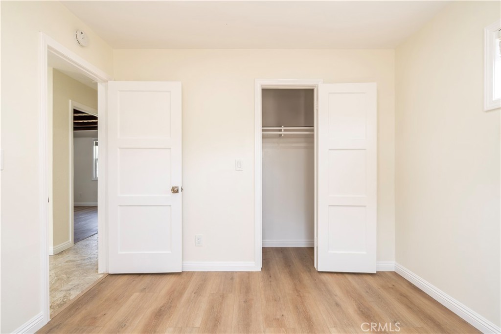 5402 N Fairvalley Avenue