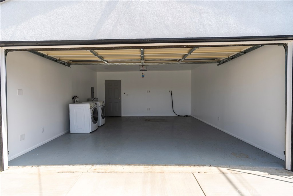 5402 N Fairvalley Avenue