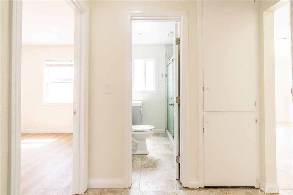 5402 N Fairvalley Avenue