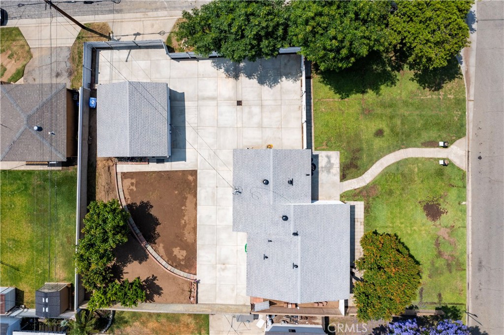 5402 N Fairvalley Avenue