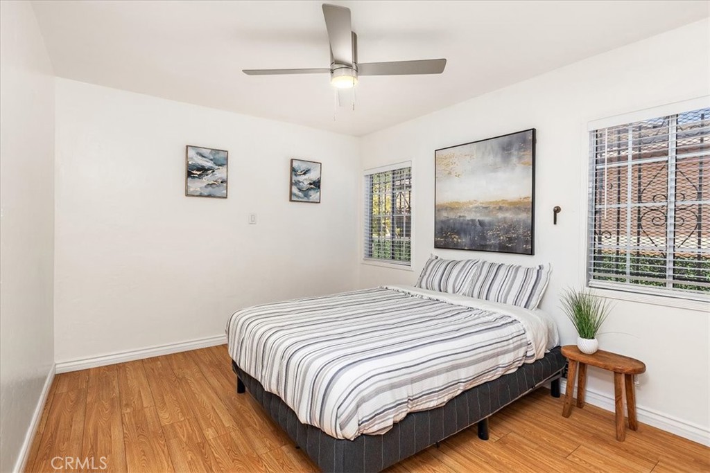 2820 S La Brea Avenue