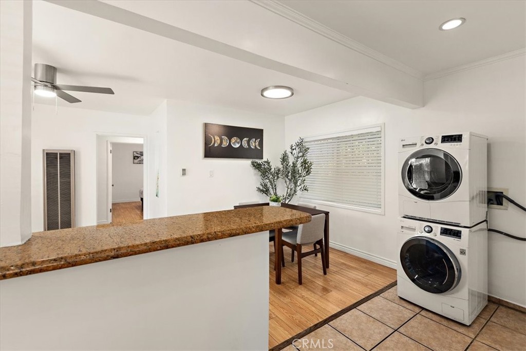 2820 S La Brea Avenue