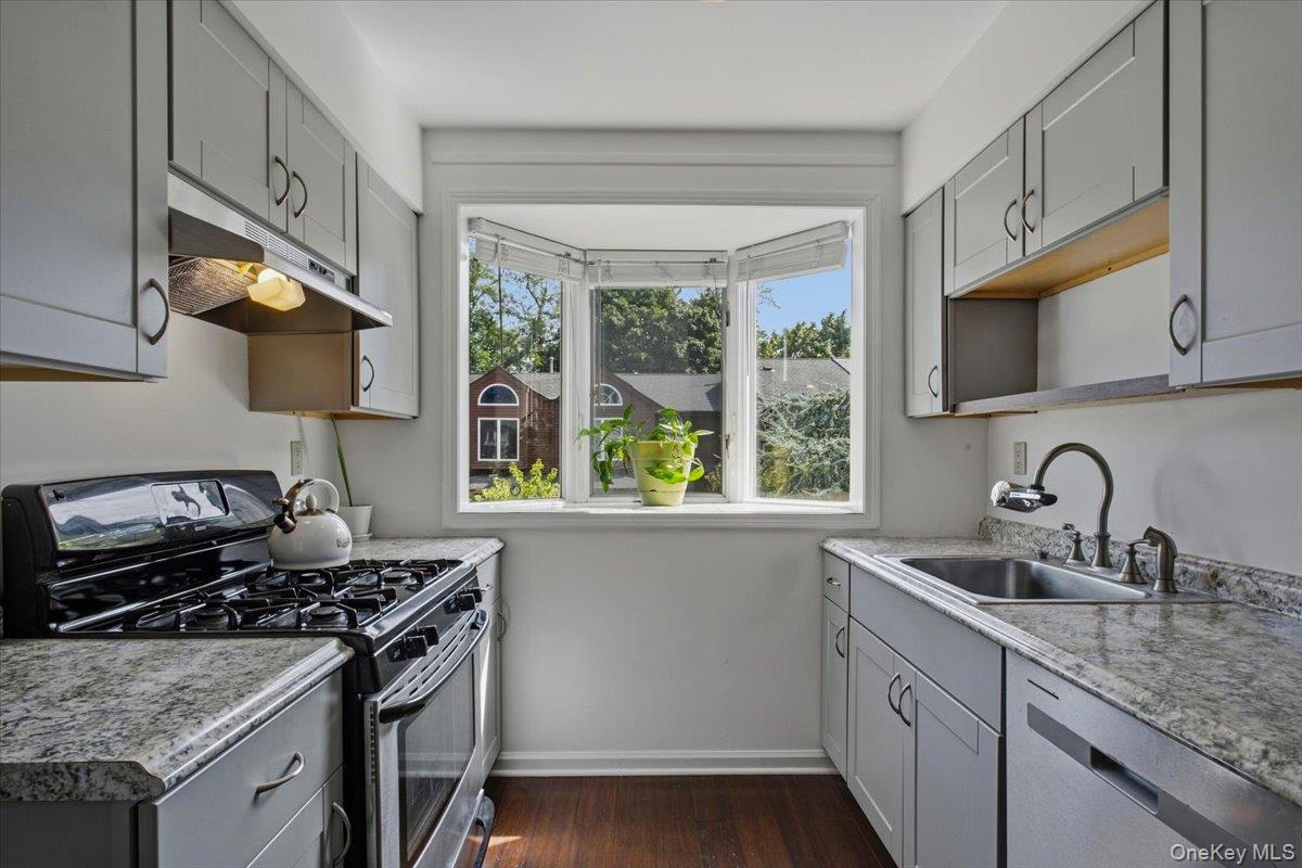 13 Knoll View