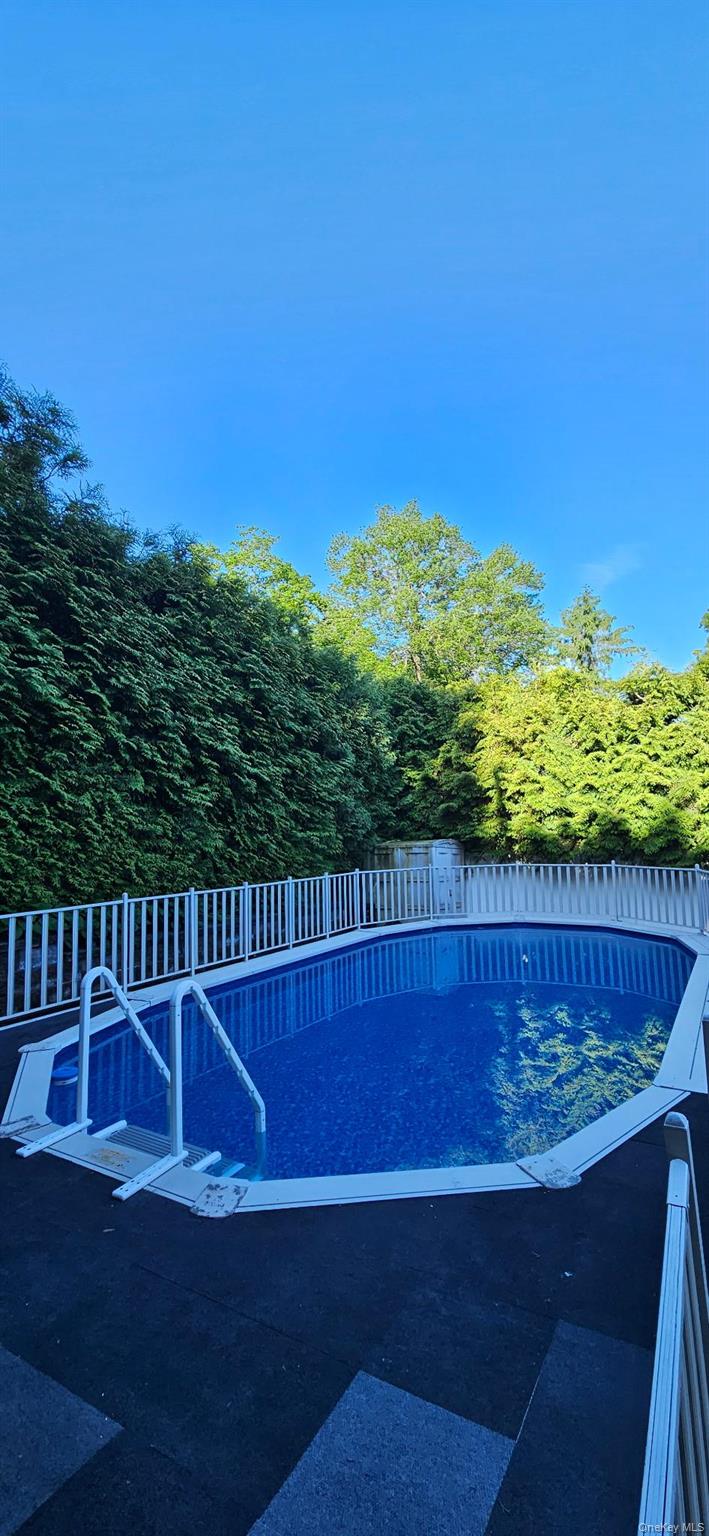3 Cottage Grove