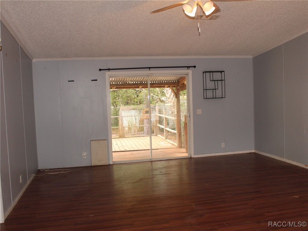 7512 W Clearbrook Lane