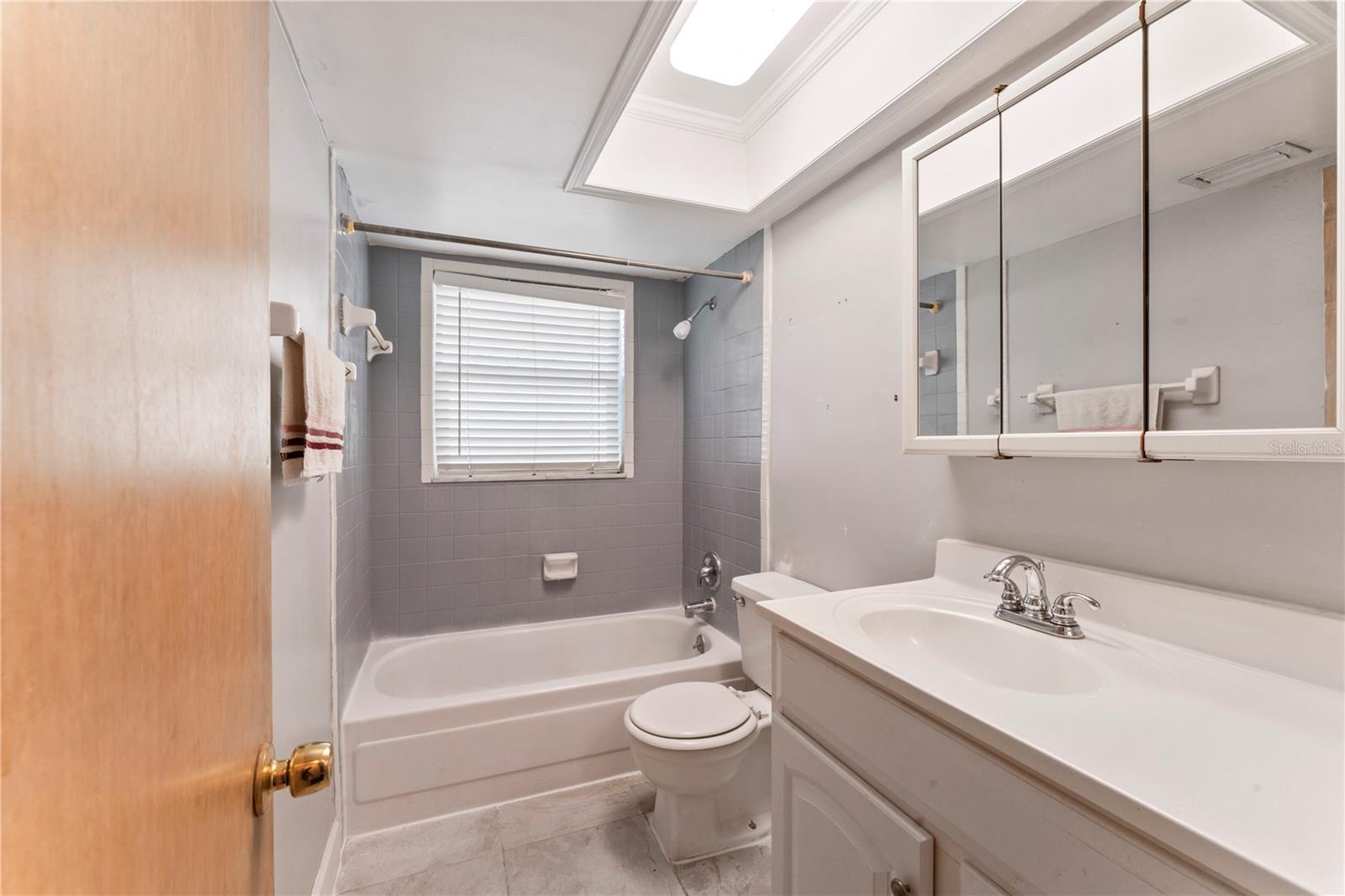 5210 DR MARTIN LUTHER KING JR ST N ST