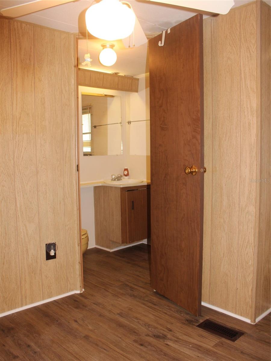 9790 N 66TH #401