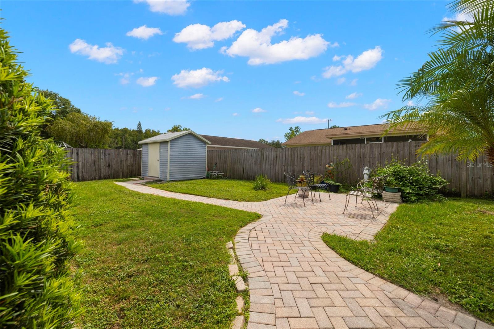 4706 CYPRESS TREE DR