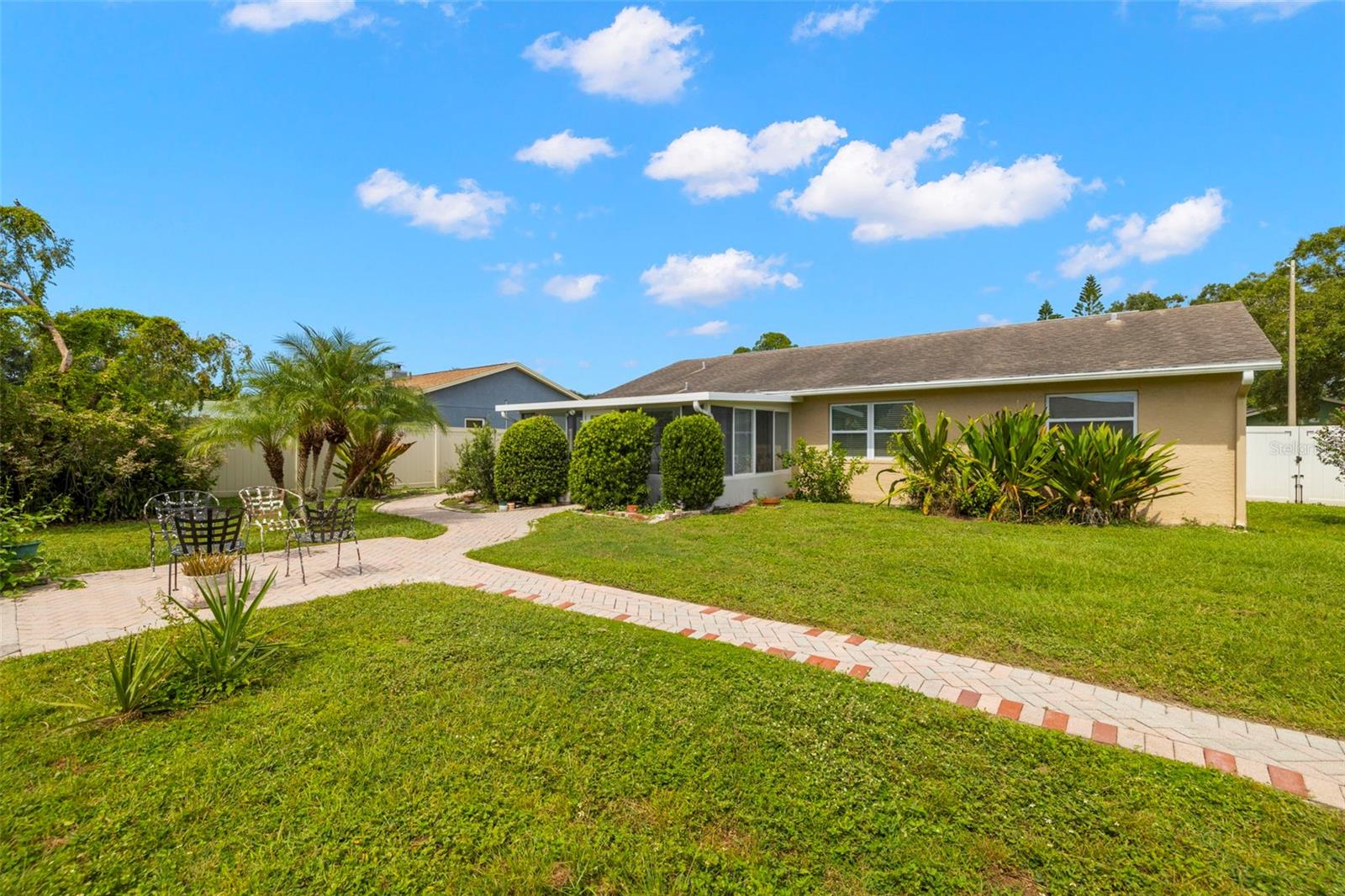 4706 CYPRESS TREE DR