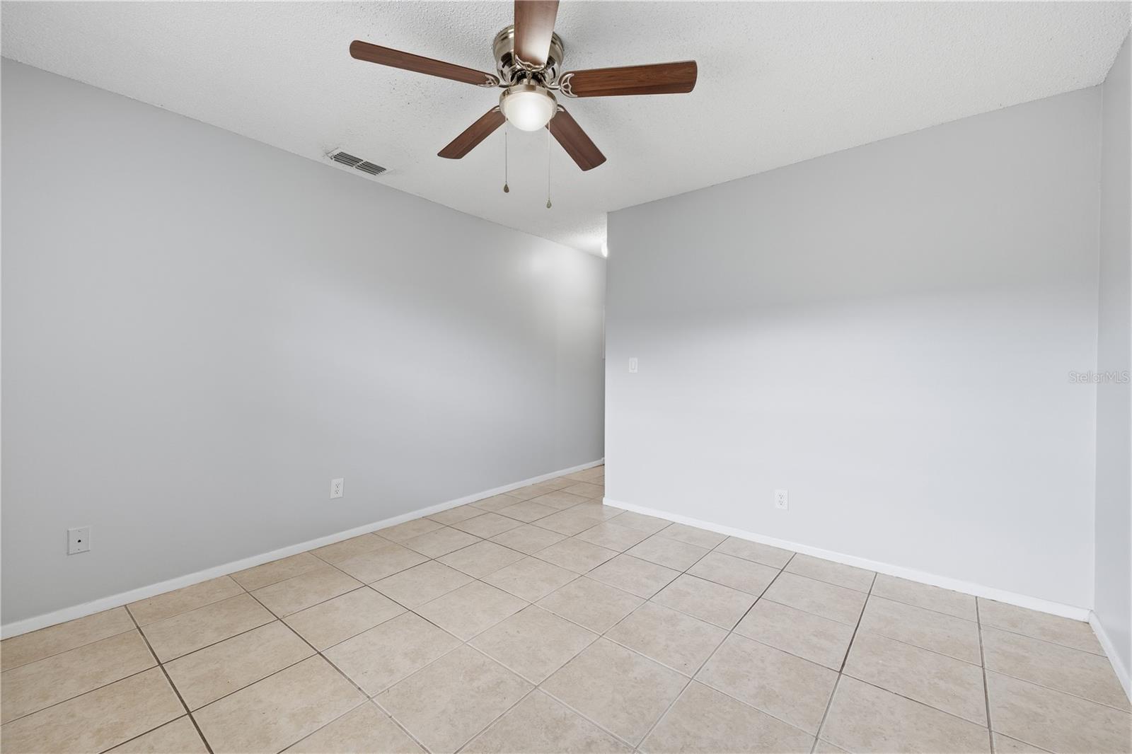 5108 LAWNTON CT