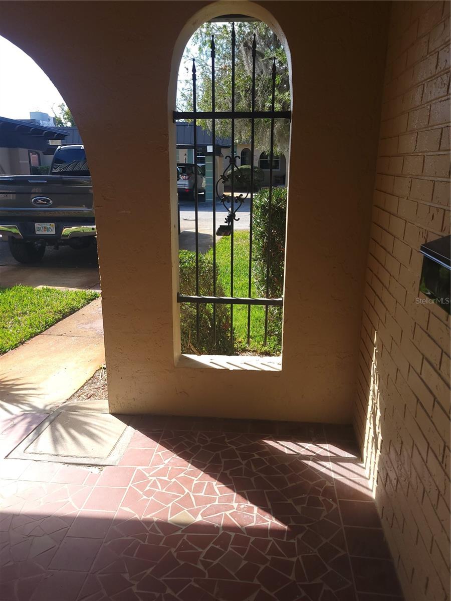 4141 STRATFORD DR #A