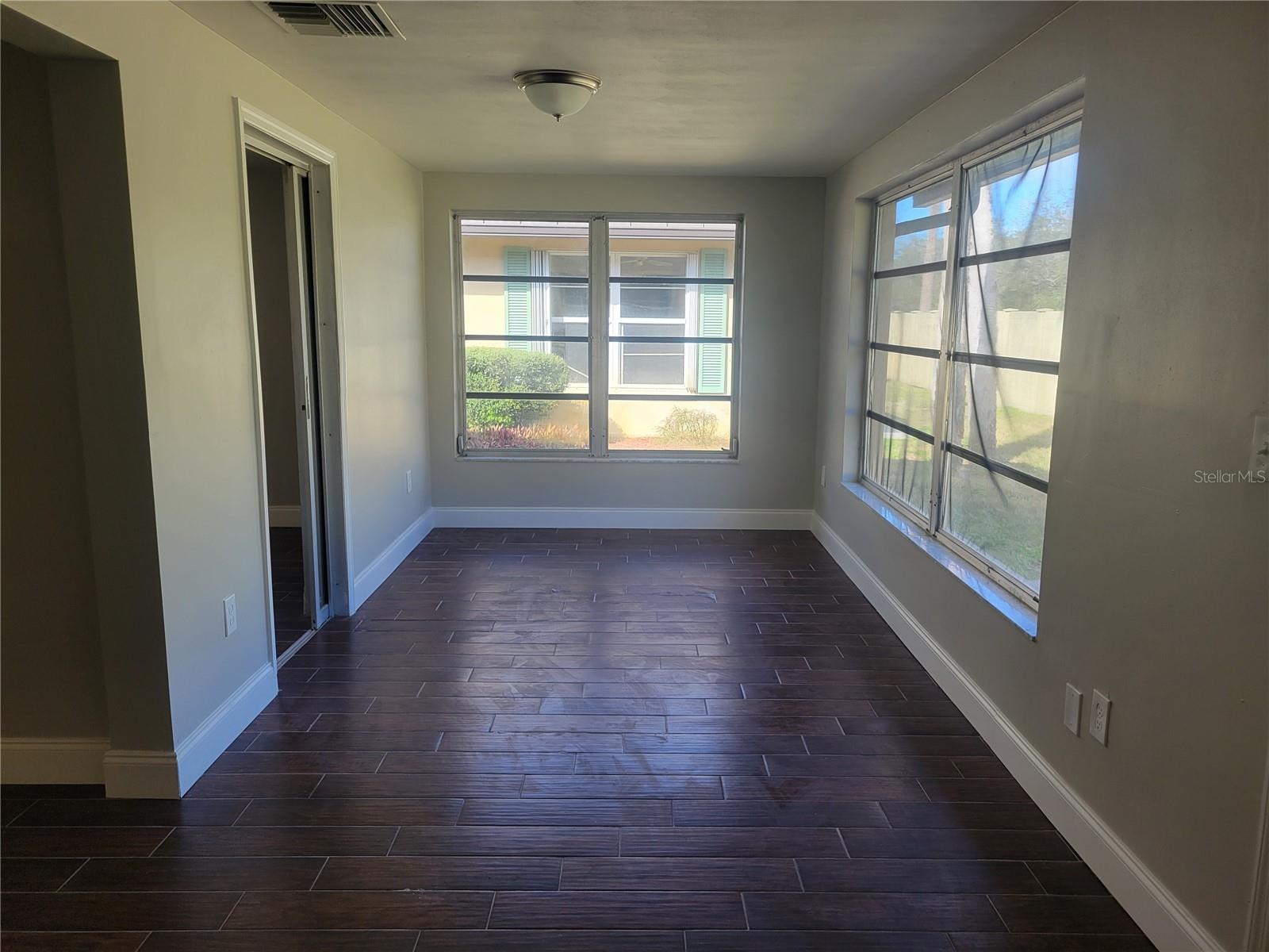 4141 STRATFORD DR #A