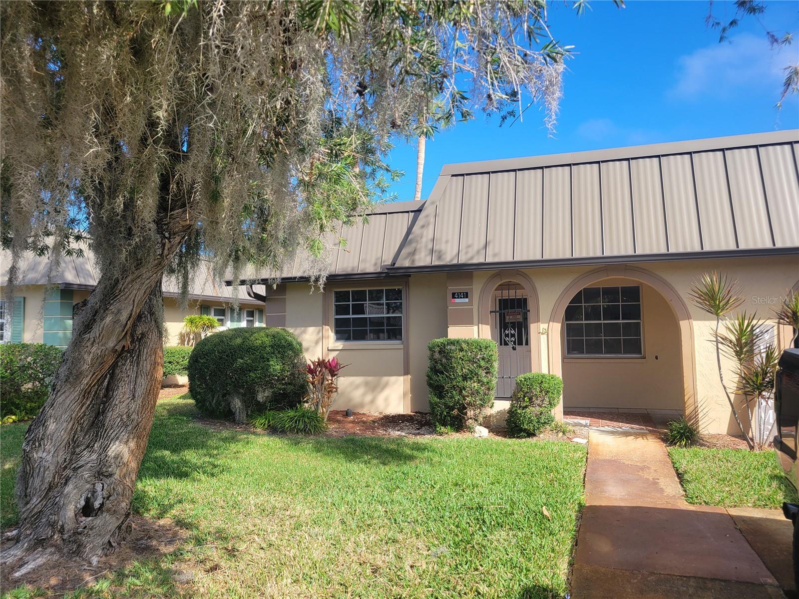 4141 STRATFORD DR #A