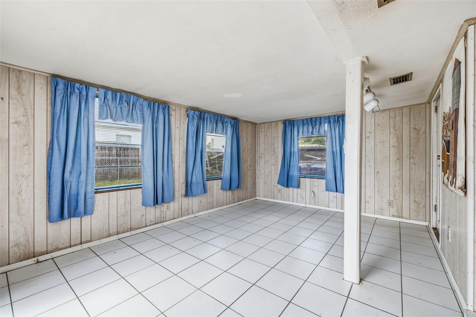 4408 W ELM ST