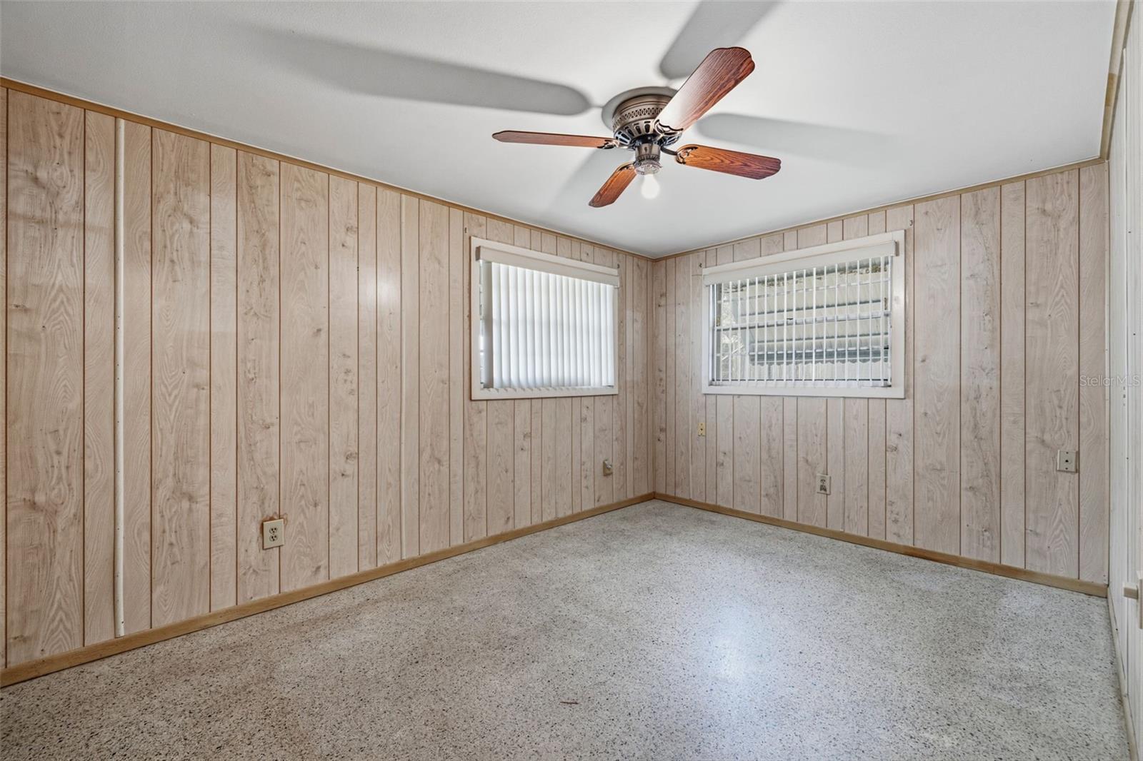 4408 W ELM ST