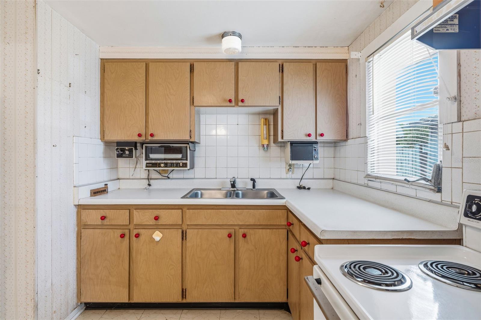 4408 W ELM ST