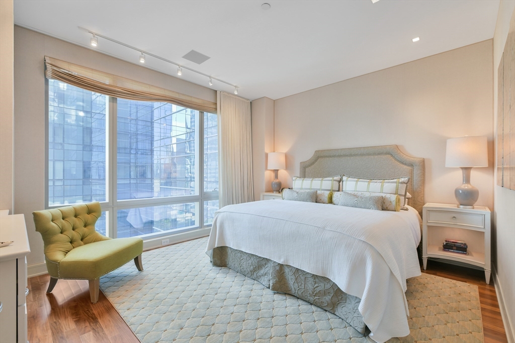 500 Atlantic Ave # B Unit: 14-B