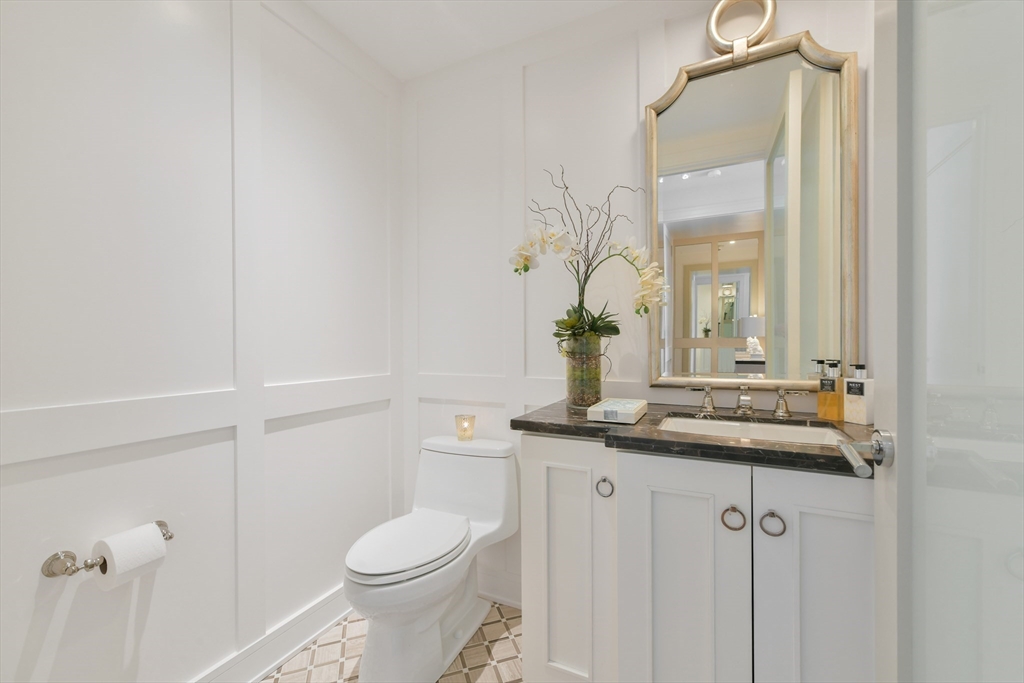 500 Atlantic Ave # B Unit: 14-B