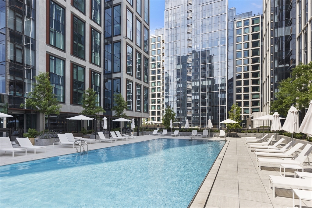 135 Seaport # 1807