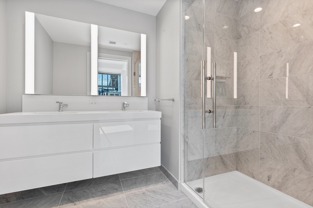 135 Seaport # 1807