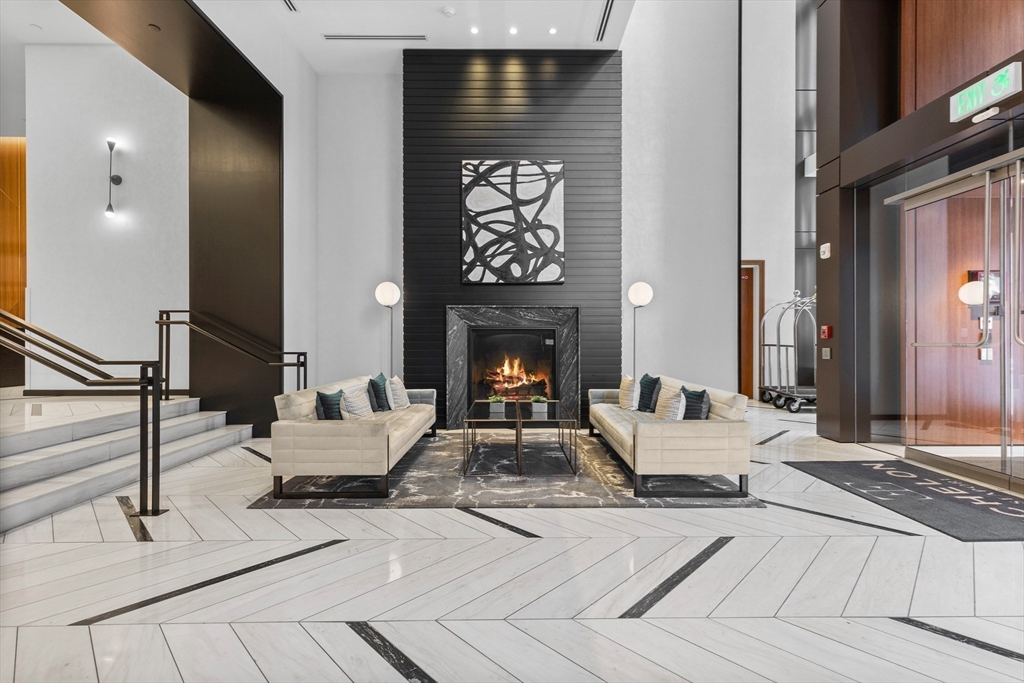 135 Seaport # 1807